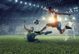 Rüyada futbol oynadığını görmek ne anlama gelir? Yaşam mücadelesi, rekabet, başarı hırsı ve dünyevi meşguliyetlerin rüya tabirleri.